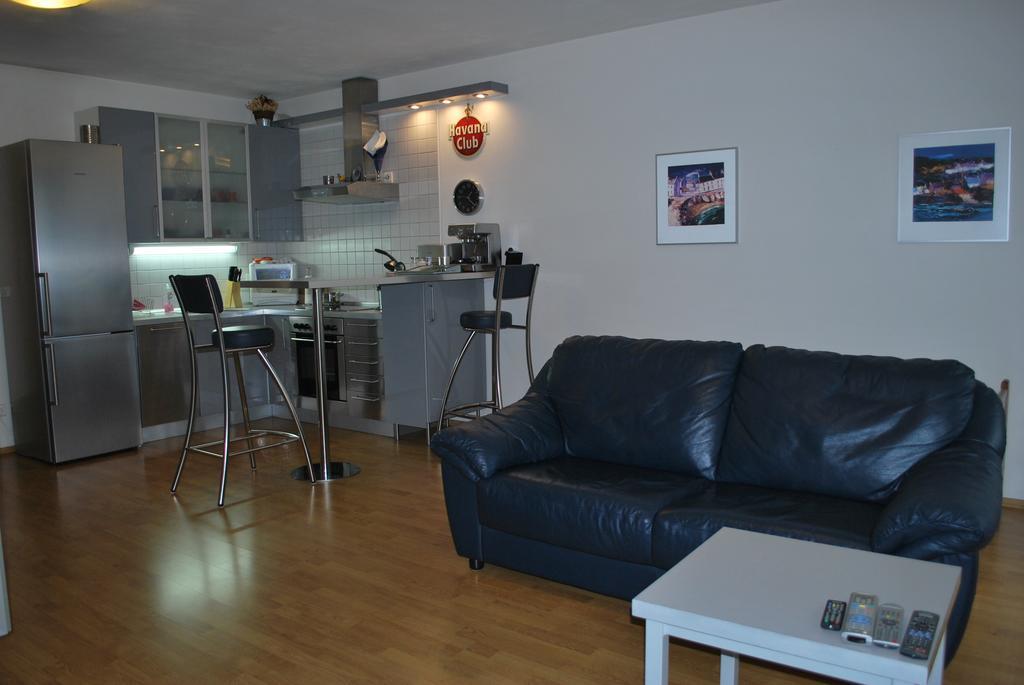 Appartement Chotesovska With Parking Place Prague